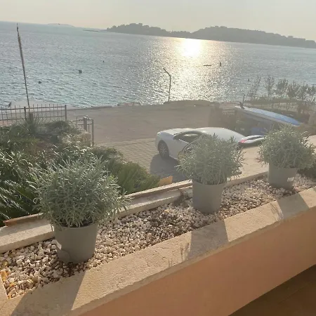 Bezposrednio Przy Morzu דירה