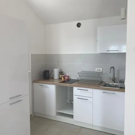 Bezposrednio Przy Morzu Apartment *