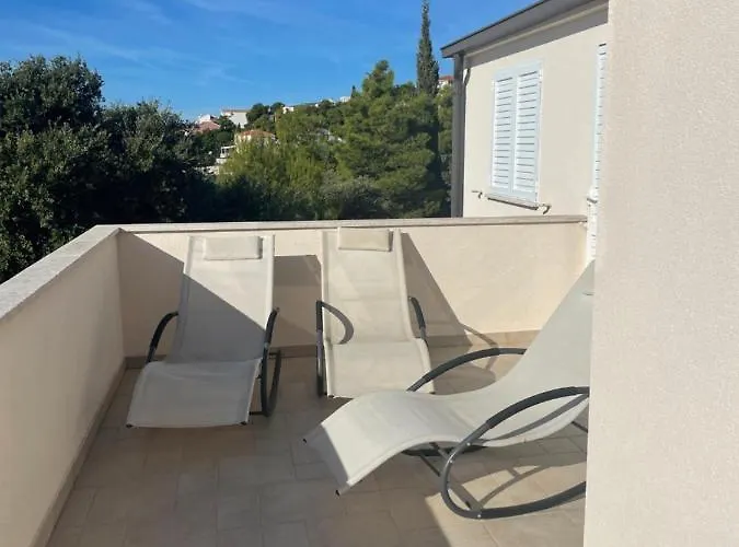 Bezposrednio Przy Morzu