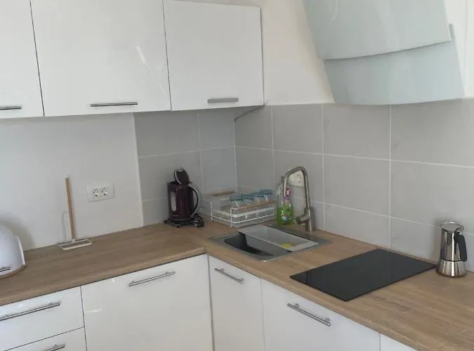 Bezposrednio Przy Morzu